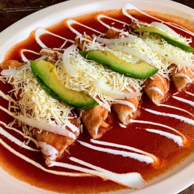 Entomatadas