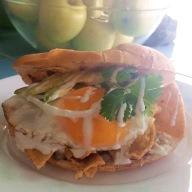 TORTA DE CHILAQUILES