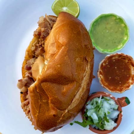 Torta de Carnitas