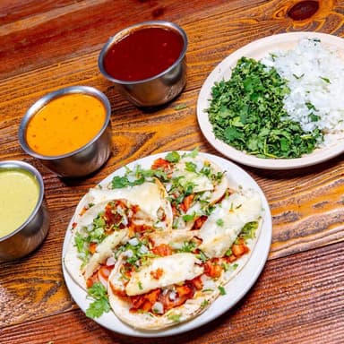 PROMOCIÓN DE TACOS AL PASTOR CON QUESO