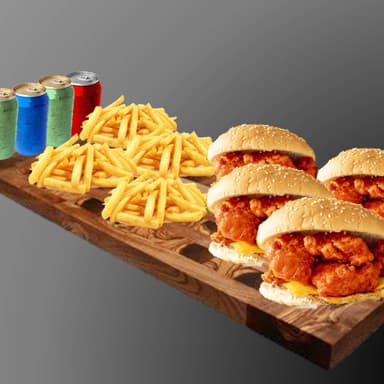 PAQUETE FAMILIAR 4,PAPAS Y 4 BEBIDAS🍔🍟🥤