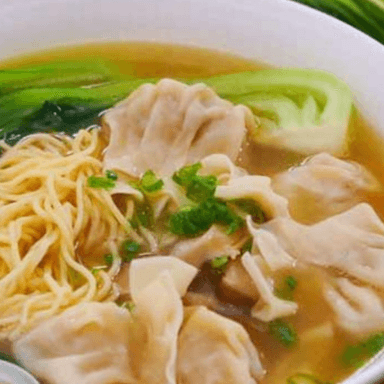 Sopa de Wantan de Pollo