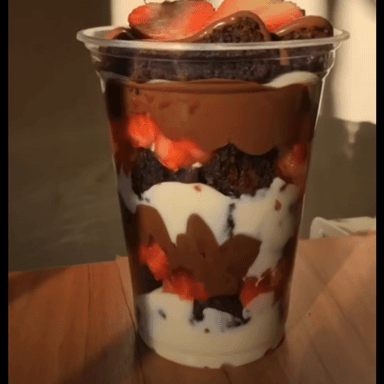 Vaso Mediano de Fresas con Crema y NUTELLA