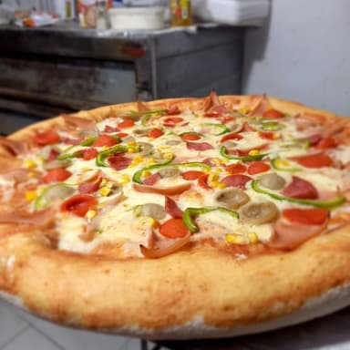 Pizza Personal 4 Sabores