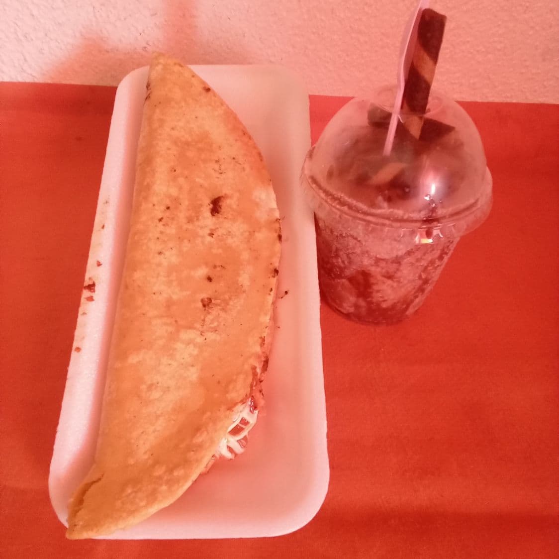 COMBO QUESADILLA JUNIOR'S PAPAS +HELADO DISPONIBLE