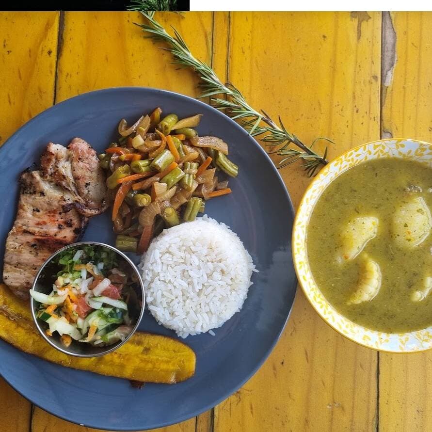 Amuerzo Ejecutivo Romero