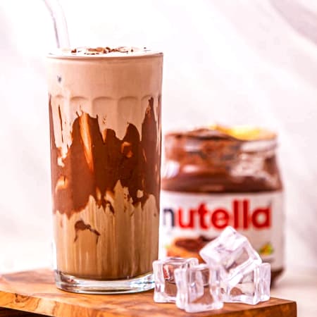 LATTE DE NUTELLA FRIO