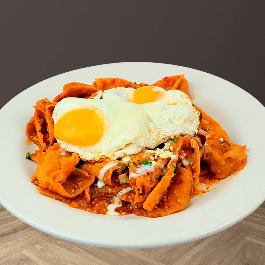 Huevos Estrellados en Chilaquiles