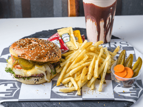 713 Burgers