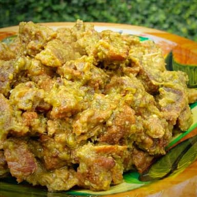 BURRITO DE CHICHARRON EN SALSA VERDE