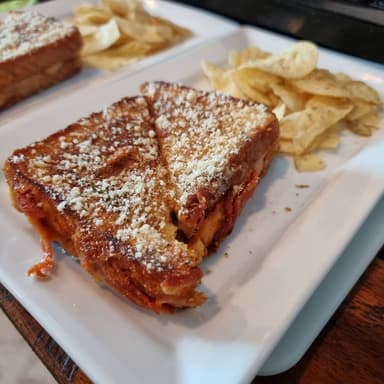 Combo Sandwich Pizza
