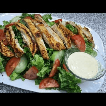 ENSALADA CESAR CON POLLO A LA PLANCHA