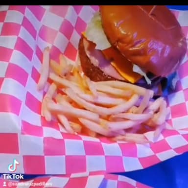 Combo te  y hamburguesa