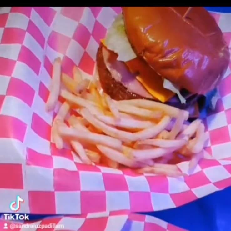 Combo te  y hamburguesa
