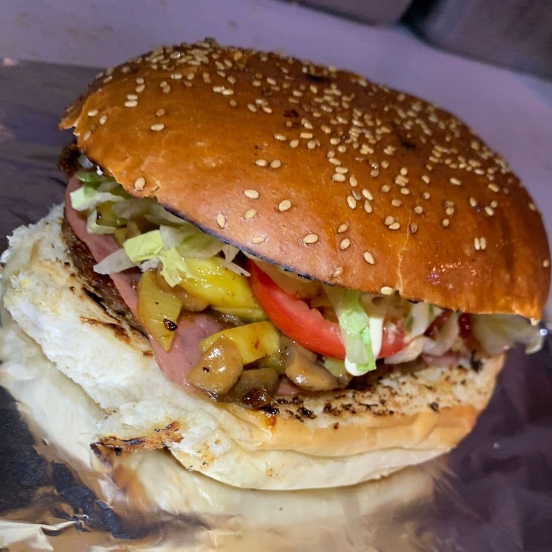 Hamburgesa Hawaiana