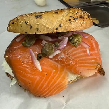 Sándwich Lox Bagel