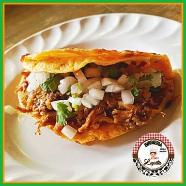 Mulita de Maíz con Birria