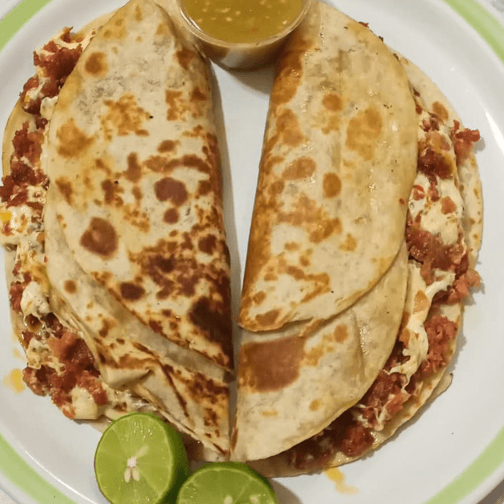 ORDEN DE 2 TACOS DE LONGANIZA GRANDES.