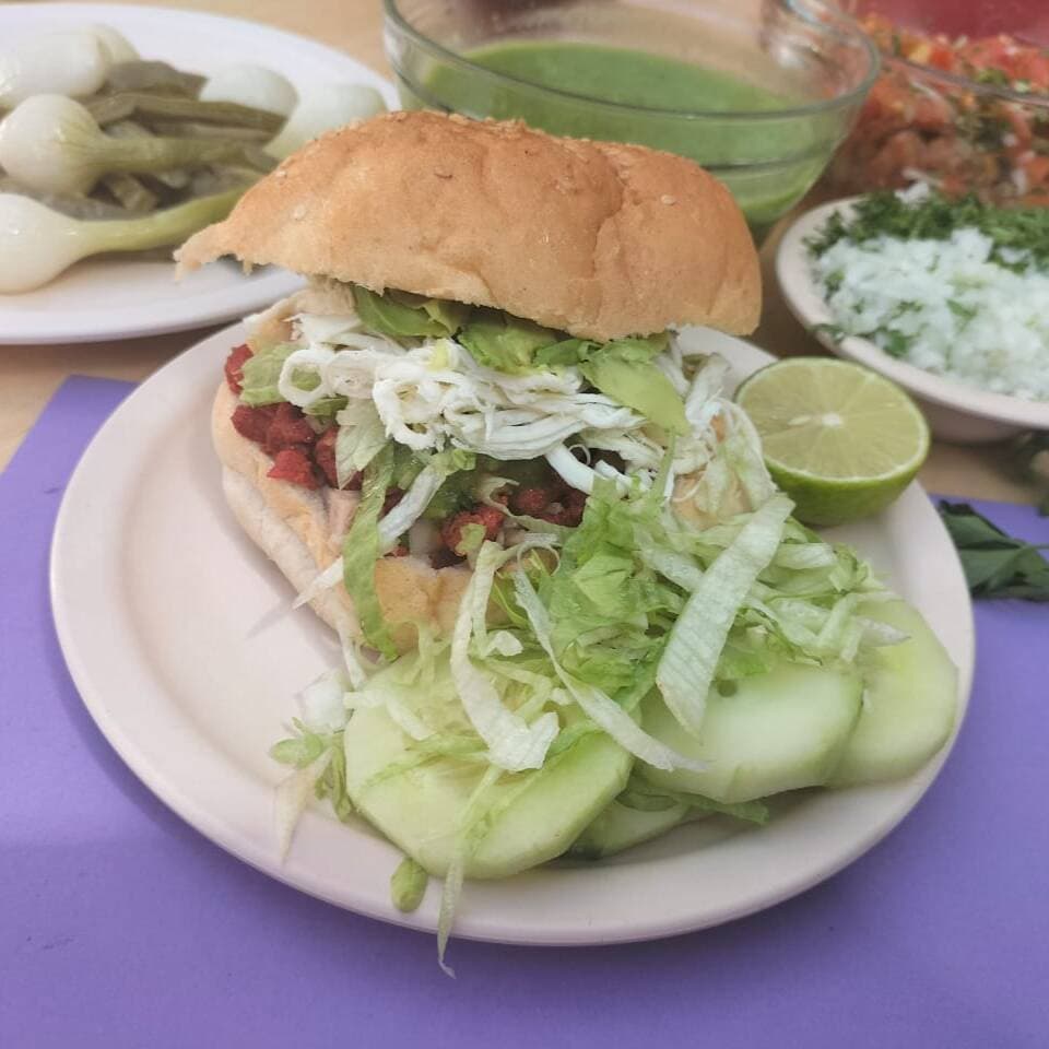 2 Cema + 3 Tacos Campechanos