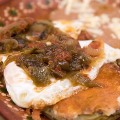 1/2 Orden de Huevos Nopaleros