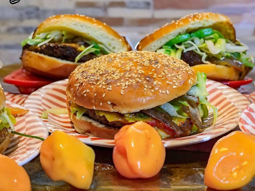 Hamburguesas Habaneras Al Carbón (Ramón Rayón)