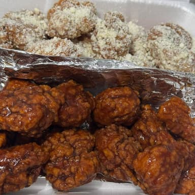 500 GR DE BONELESS + PAPAS DE REGALO