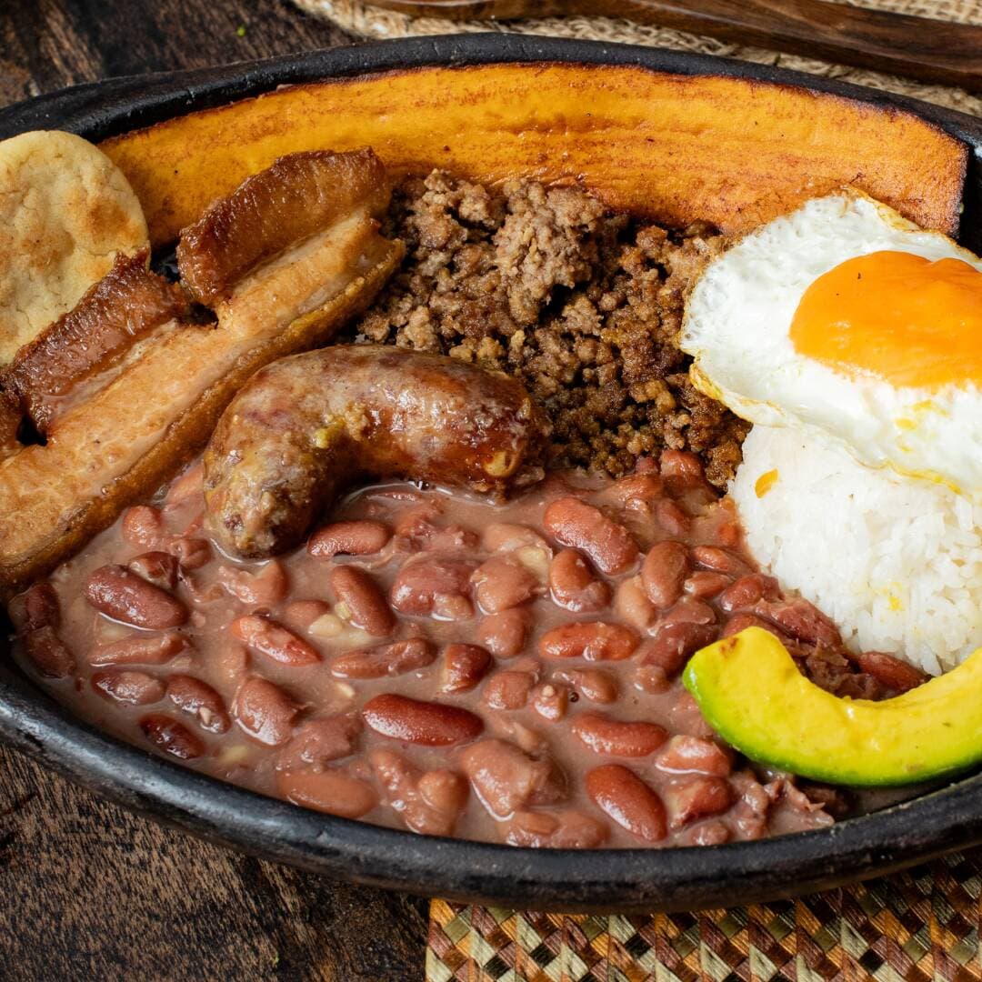 BANDEJA  PAISA TIPICA