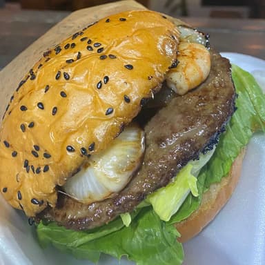 Hamburguesa Mar y Tierra