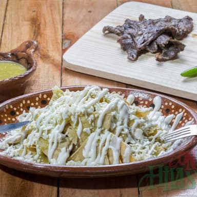 Chilaquiles Con Pollo