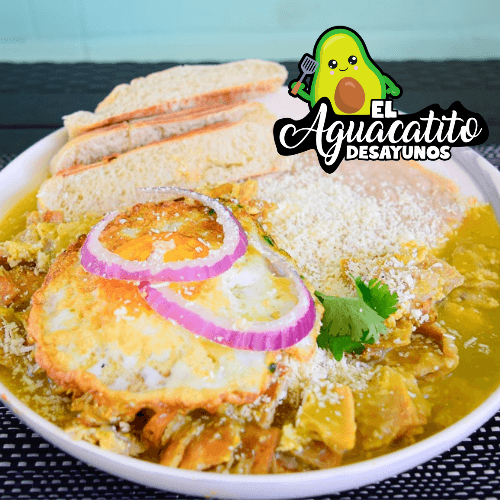 Chilaquiles con Huevo Estrellado