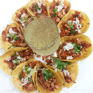 9 tacos campechanos + Agua