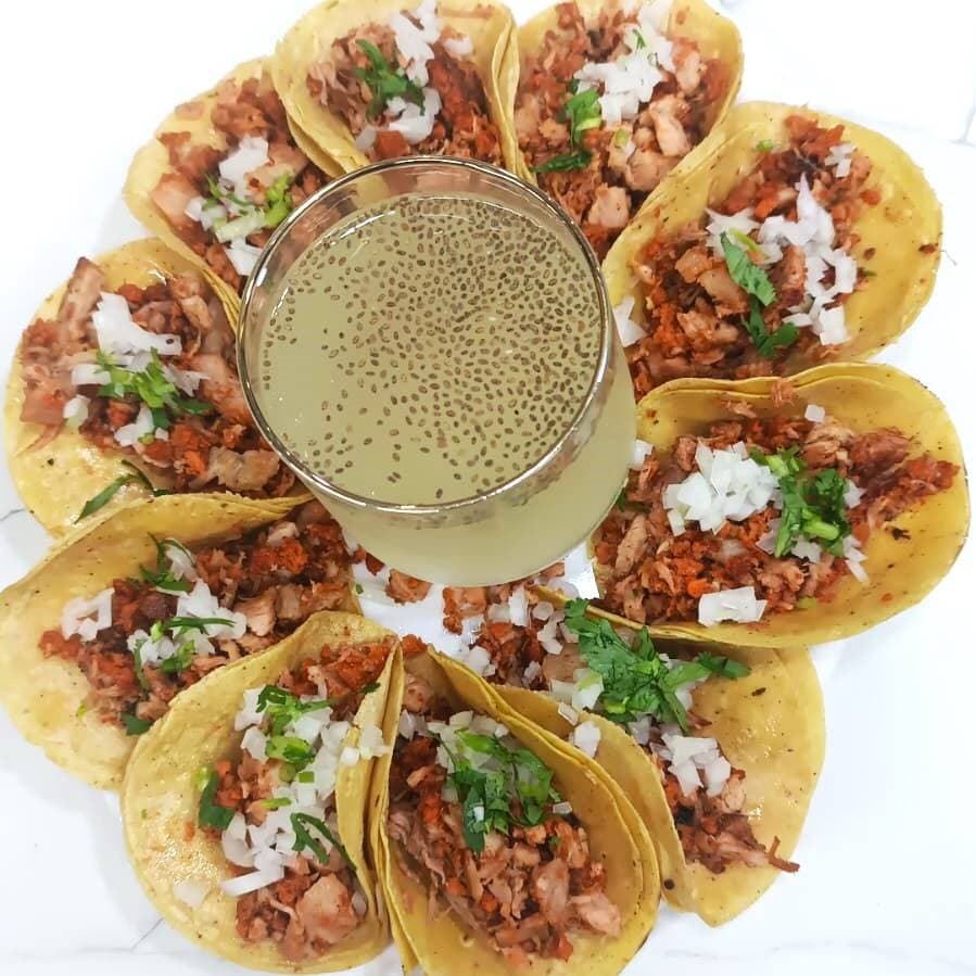 9 tacos campechanos + Agua