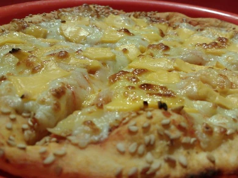 4 Quesos Pizza Familiar