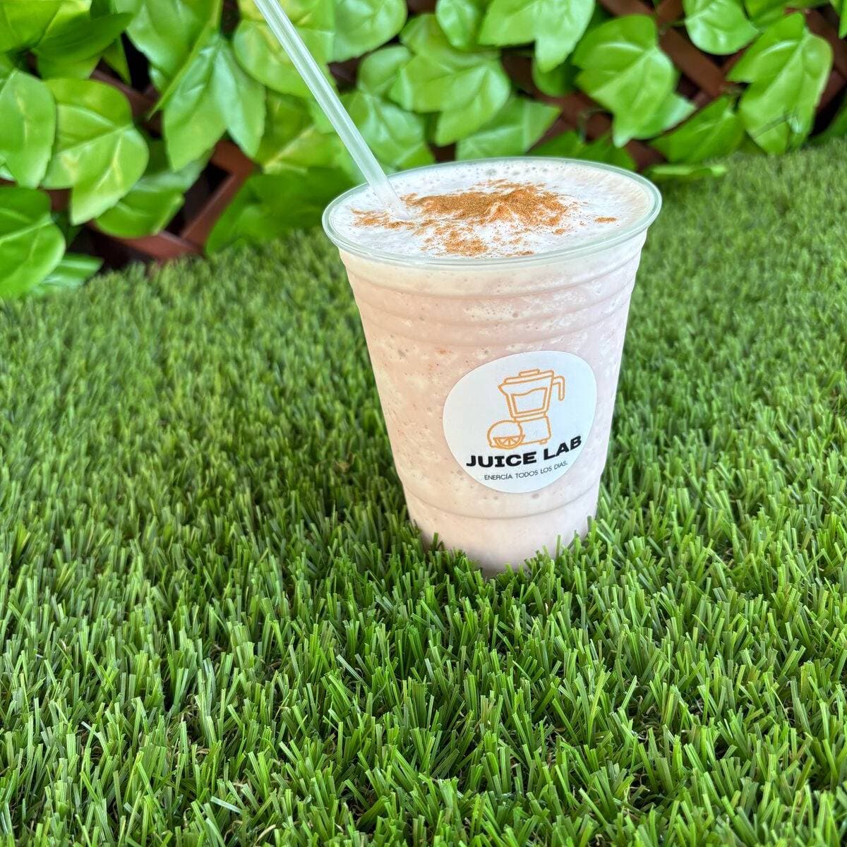 Licuado de Fresa 16 Oz