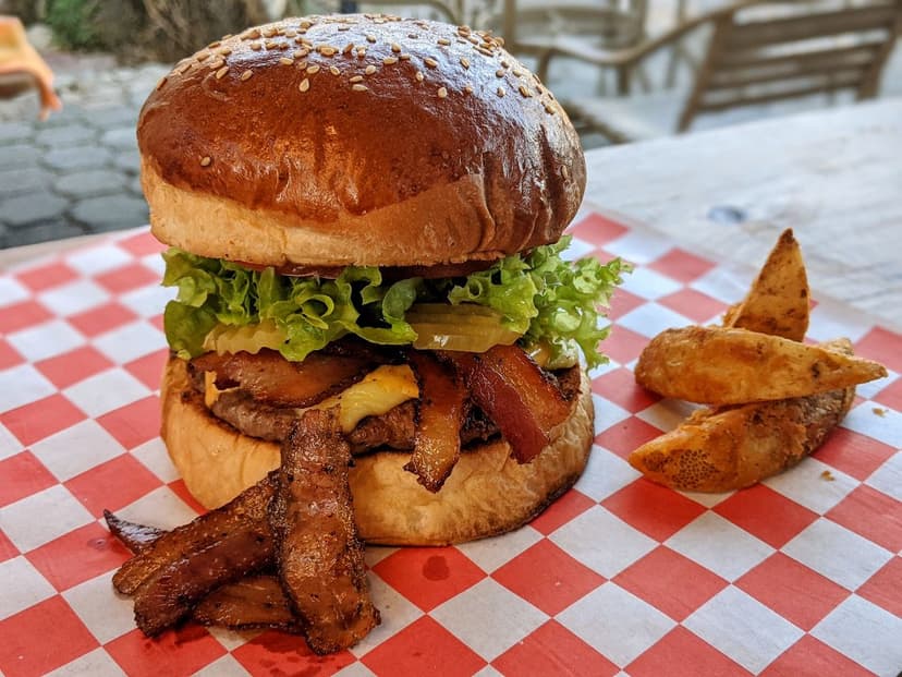 Fercho's wings & Burger