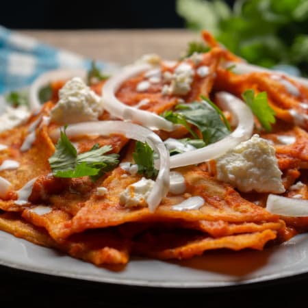 CHILAQUILES  ROJOS