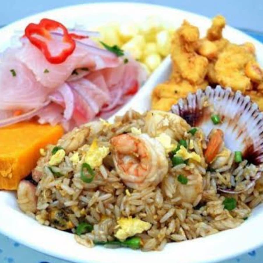 Ceviche, Chaufa y Chicharrón