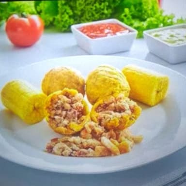 Combo Aborrajado y marranita + coca cola 250 ml