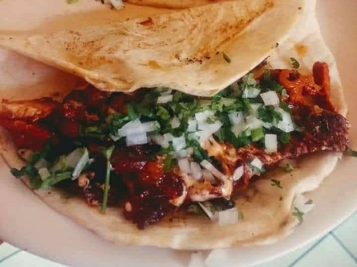 Combo Gringa-Pastor+ Agua Fresca