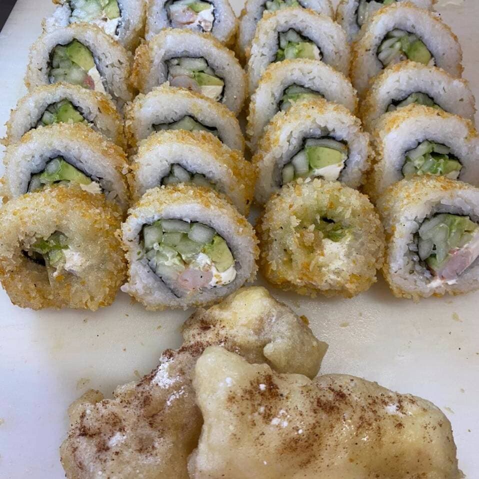NUEVO 2 Sushi Empanizado Camaron