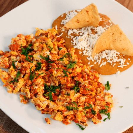 Huevos con Chorizo