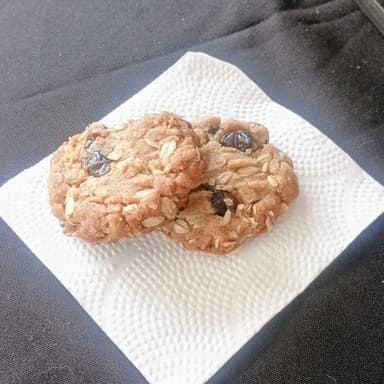 DOS GALLETAS CASERAS DE AVENA