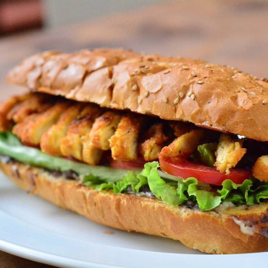 Baguette de Pollo Empanizado