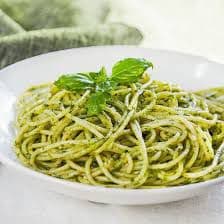 Spaghetti salsa pesto genovese