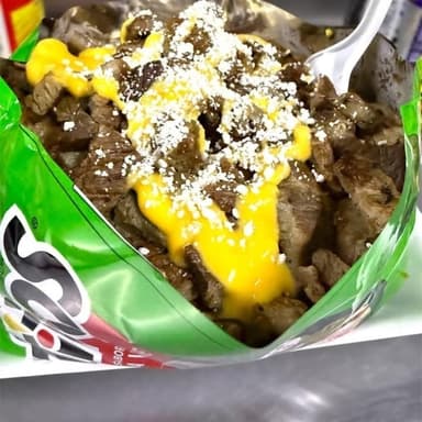 Tostitos con carne asada