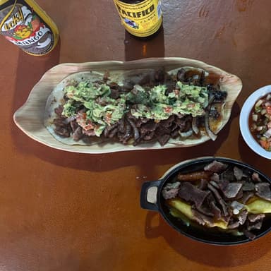 taco-costra arrachera