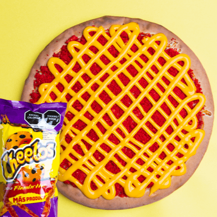 Pizza Especialidad Flaming Hot.