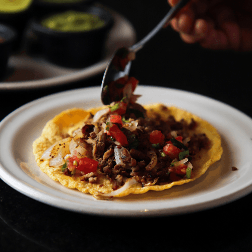 Taco de Bistec Encebollado