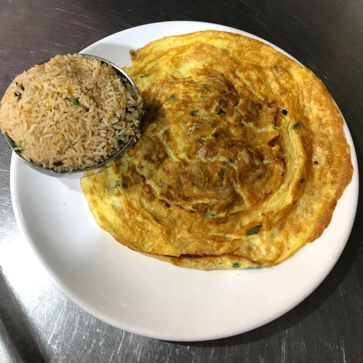 Tortilla con Langostino y Arroz Chaufa