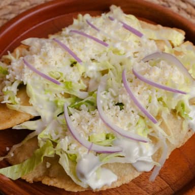 EMPANADA DE NOPALES